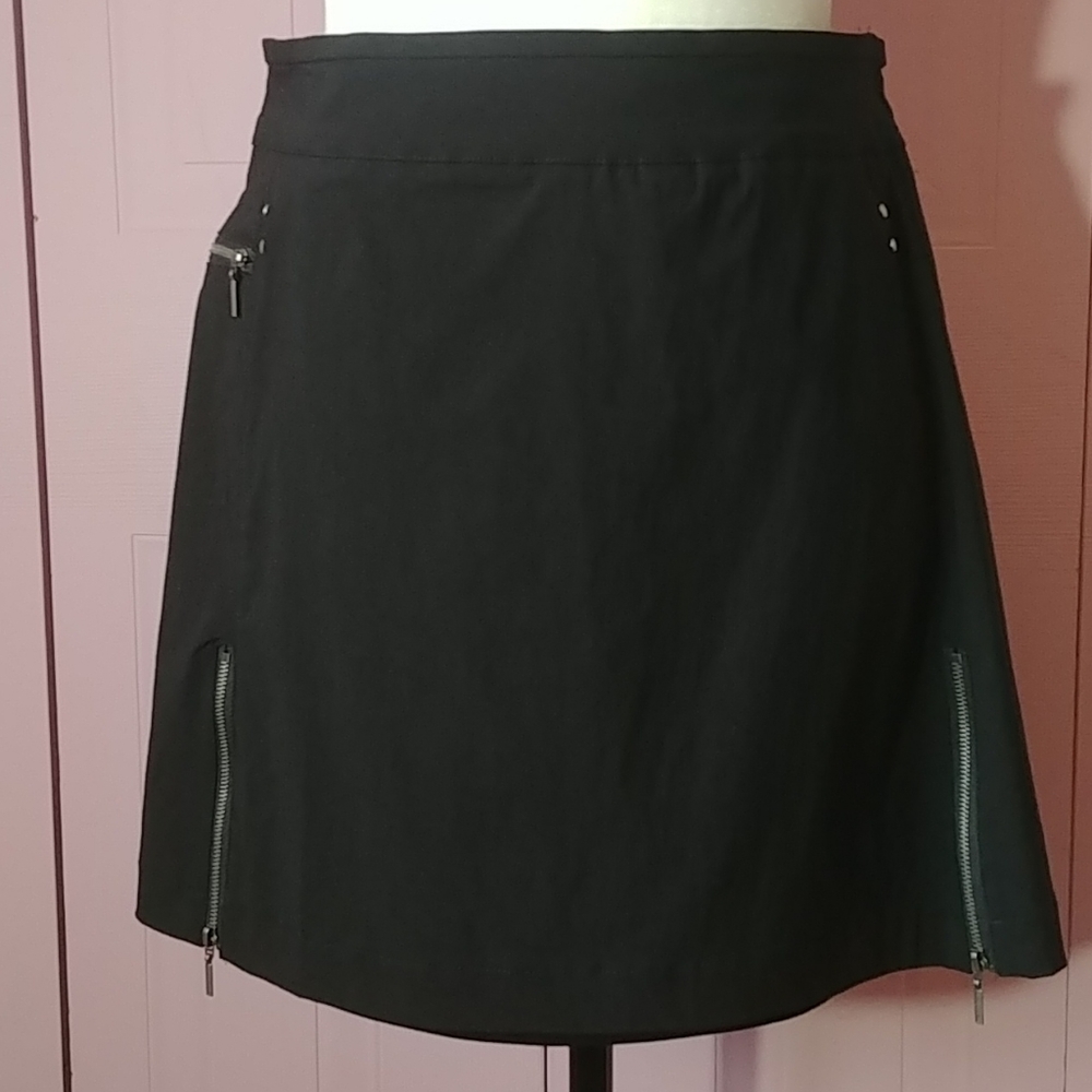Black mini skirt